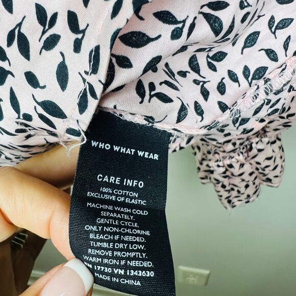 NWT Who What‎ Wear Pink Mini Leaves Smocked Puff-Sleeve Peplum Top Size S - Picture 9 of 11